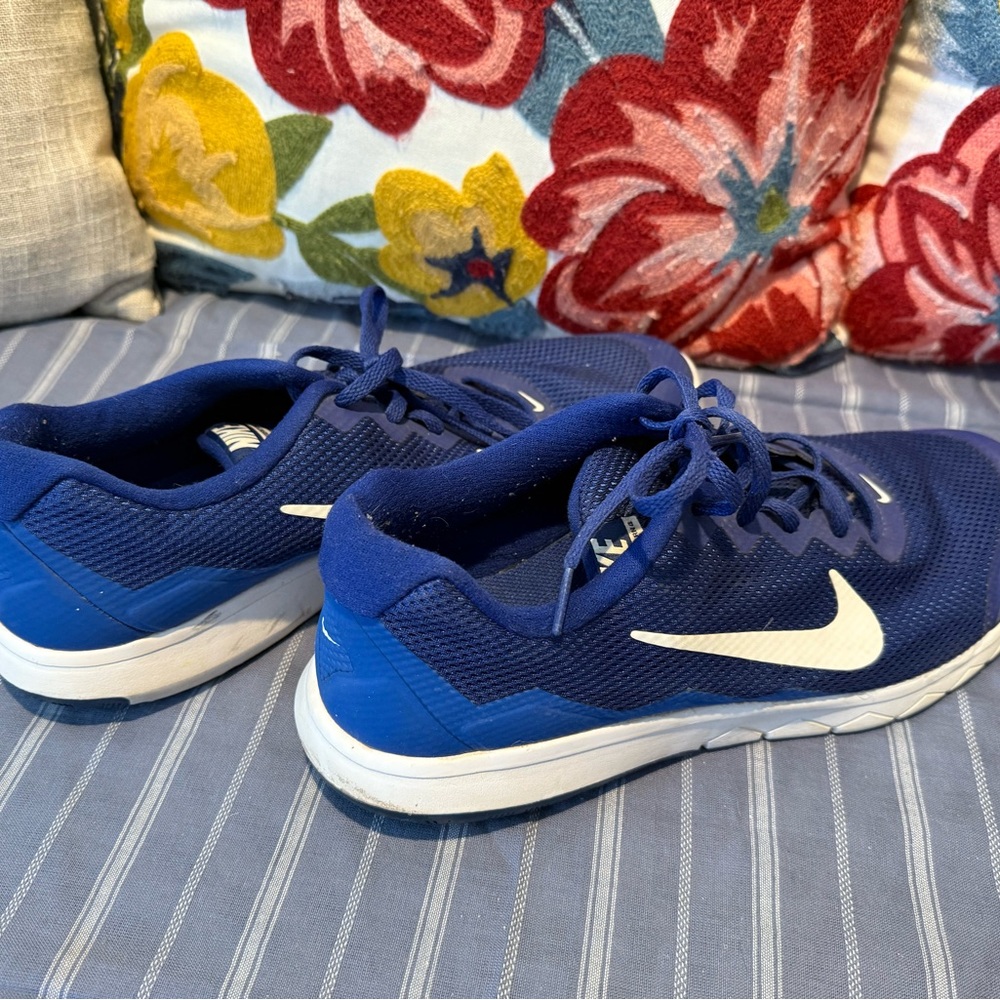 Nike Blue Athletic Shoes